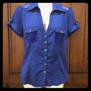 Lace back Royal blue shirt heart soul small